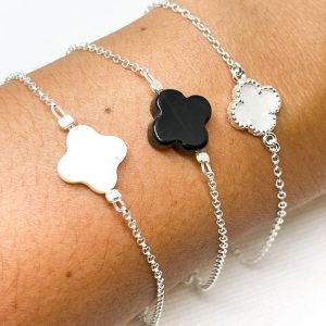 Pulseira Virgínia inspirada na grife Van Cleef pedra Ágata Negra
